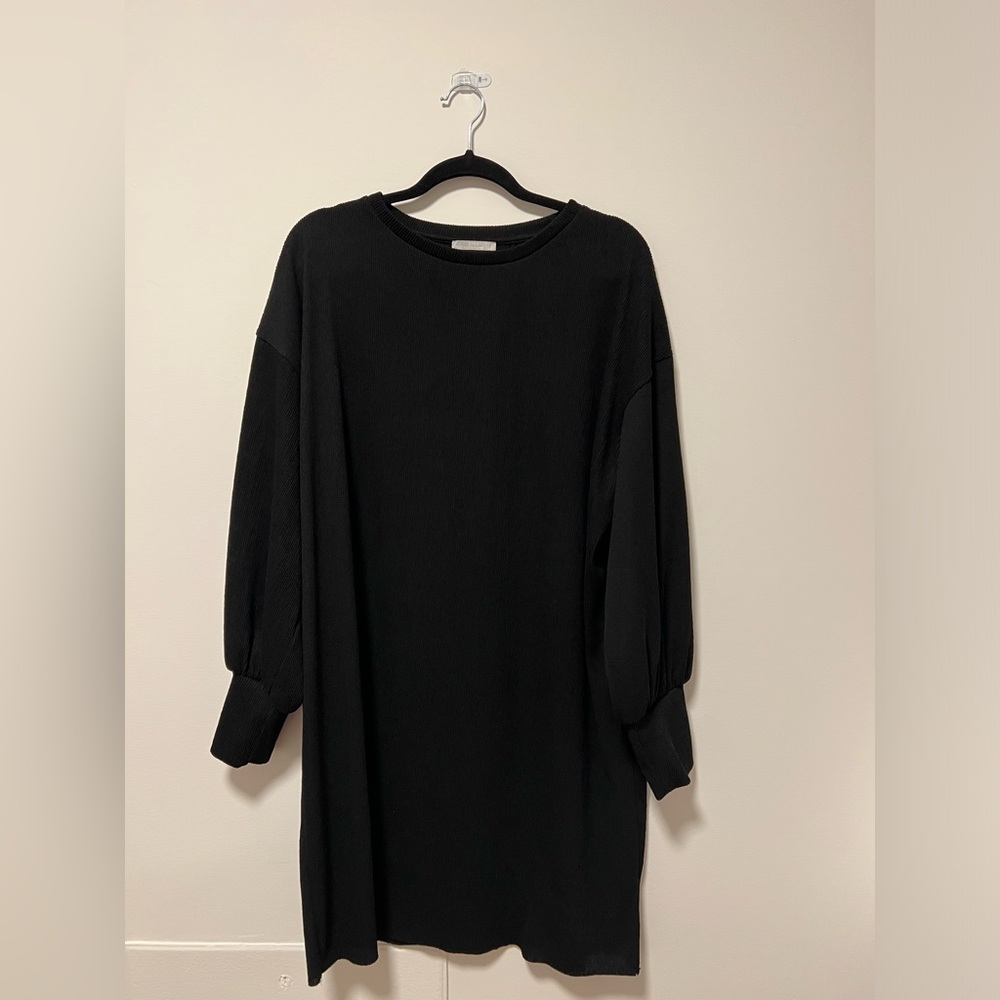 Simple Black Zara Dress